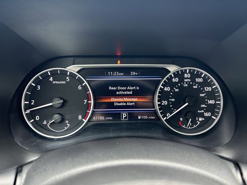 Used 2023 Nissan Sentra SV image 11