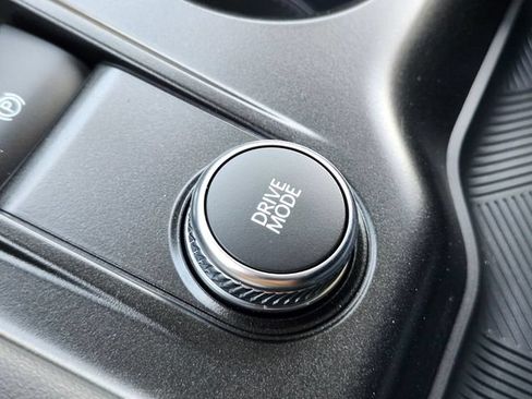 New 2026 Ford Explorer Active AWD/4WD image 27