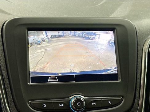 Used 2023 Chevrolet Equinox LT FWD image 13