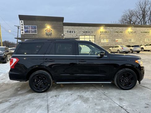 Used 2020 Ford Expedition XLT w/ Equipment Group 202A image 7