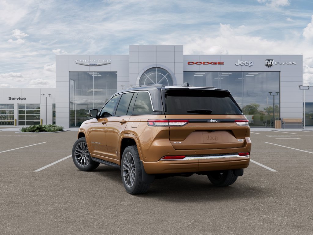 New 2027 Jeep Grand Cherokee Summit AWD/4WD image 3