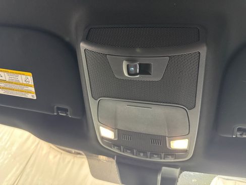 Used 2020 Ford F150 XLT w/ Equipment Group 302A Luxury AWD/4WD image 31
