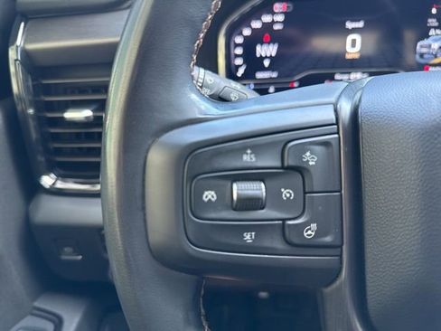 Used 2024 GMC Sierra 2500 AT4 w/ AT4 Premium Plus Package AWD/4WD image 19