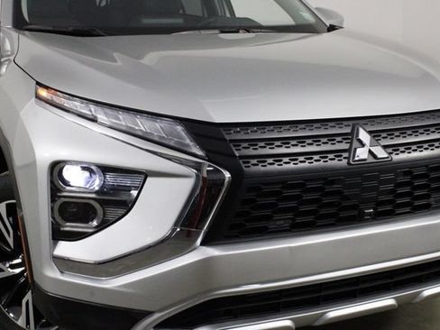 Used 2025 Mitsubishi Eclipse Cross SE AWD/4WD image 41