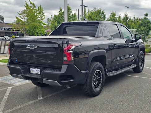 Used 2026 Chevrolet Silverado EV Trail Boss AWD/4WD image 5