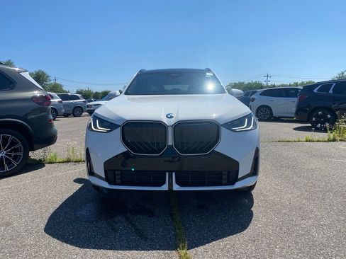 New 2026 BMW X3 xDrive30i w/ M Sport Package AWD/4WD image 2