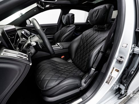 Used 2025 Mercedes-Benz S 580 4MATIC Sedan image 27