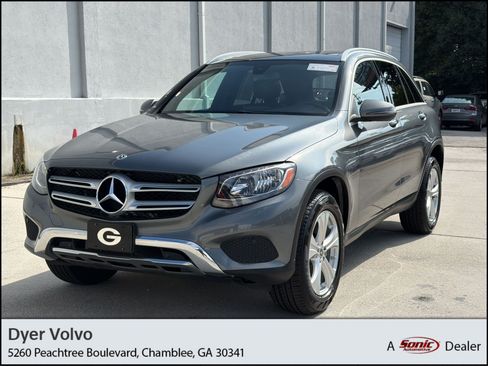 Used 2018 Mercedes-Benz GLC 300 4MATIC image 1