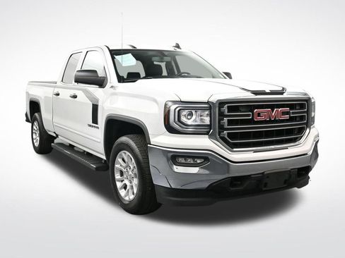 Used 2016 GMC Sierra 1500 SLE w/ SLE Value Package AWD/4WD image 7