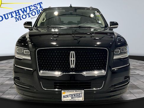 Used 2024 Lincoln Navigator L Reserve AWD/4WD image 2