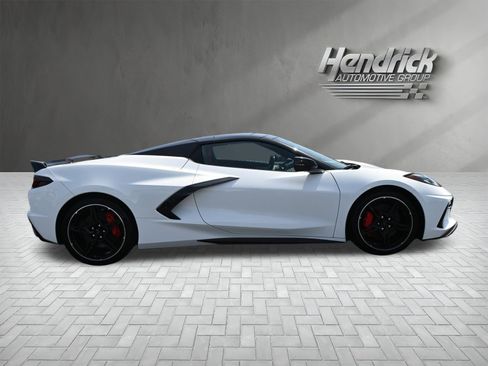 Used 2022 Chevrolet Corvette Stingray Preferred Conv w/ Z51 Performance Package RWD image 10