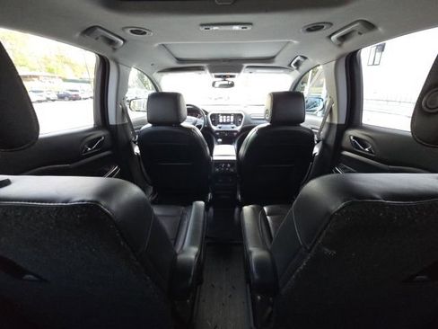 Used 2019 GMC Acadia SLT w/ LPO, Floor Liner Package image 20