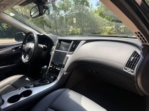 Used 2019 INFINITI Q50 Luxe RWD image 19