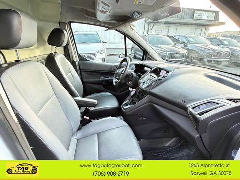 Used 2016 Ford Transit Connect XL FWD image 10