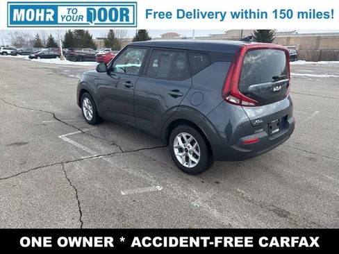 Used 2022 Kia Soul LX w/ Technology Package image 3