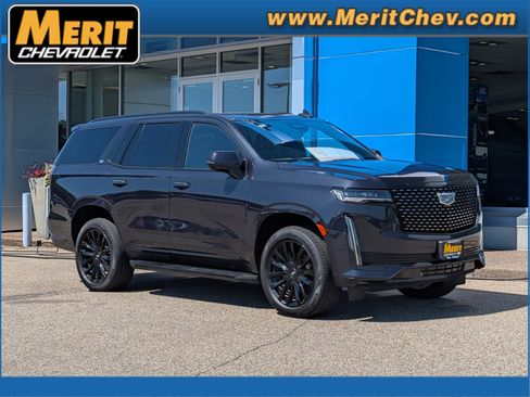 Used 2023 Cadillac Escalade Premium Luxury w/ LPO, Floor Liner Package AWD/4WD image 1
