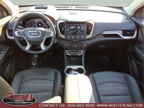 Used 2024 GMC Terrain Denali w/ Denali Premium Package image 21