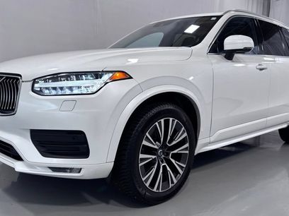 Used 2021 Volvo XC90 T6 Momentum w/ Climate Package