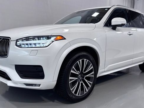 Used 2021 Volvo XC90 T6 Momentum w/ Climate Package AWD/4WD image 1
