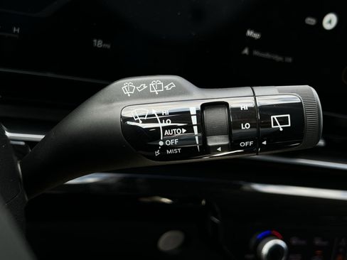 New 2026 Kia Carnival SX Prestige FWD image 27