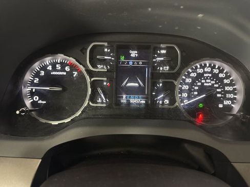 Used 2021 Toyota Tundra SR5 w/ SR5 Upgrade Package image 18