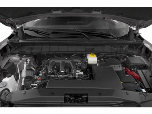 Used 2024 Nissan Pathfinder S image 15