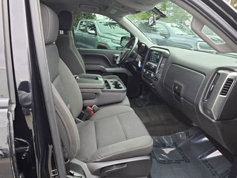 Used 2018 Chevrolet Silverado 1500 LT w/ All Star Edition image 11