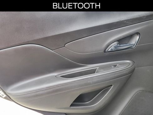 Used 2020 Buick Encore Essence image 13