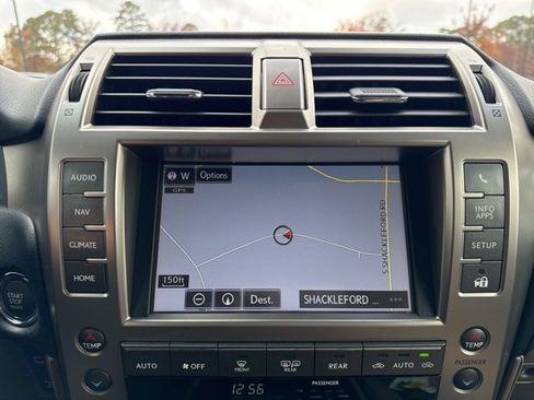 Used 2020 Lexus GX 460 Premium image 17