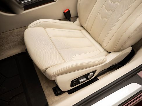 Used 2023 BMW 840i Convertible w/ Comfort Seating Package RWD image 64