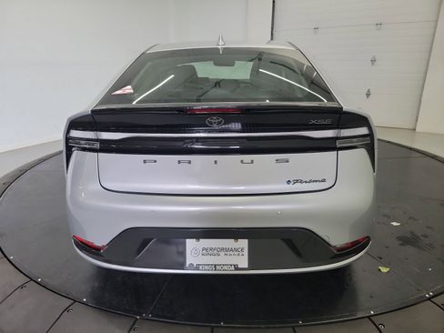 Used 2023 Toyota Prius Prime FWD image 8