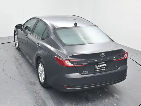 Used 2025 Toyota Camry LE image 44