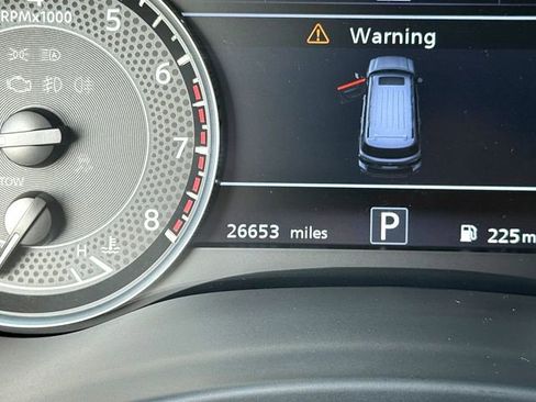 Used 2023 Nissan Armada Platinum w/ Cargo Package image 16