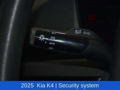 Used 2025 Kia K4 FWD image 10