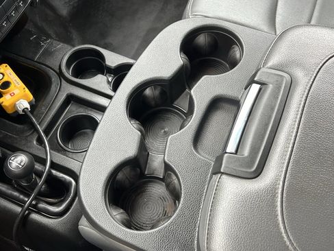 Used 2018 RAM 3500 Tradesman w/ Power & Remote Entry Group image 21