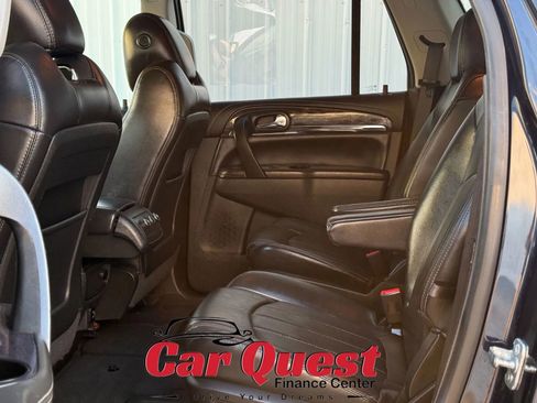 Used 2017 Buick Enclave Leather image 12