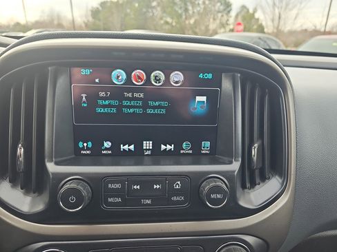 Used 2016 Chevrolet Colorado Z71 image 27