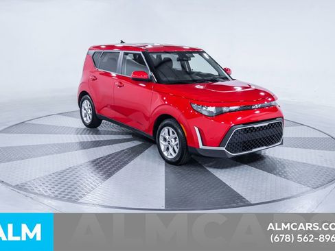 Used 2025 Kia Soul LX w/ LX Technology Package image 14