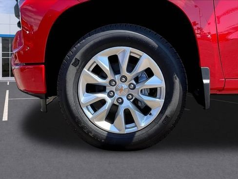 New 2026 Chevrolet Silverado 1500 Custom RWD image 16