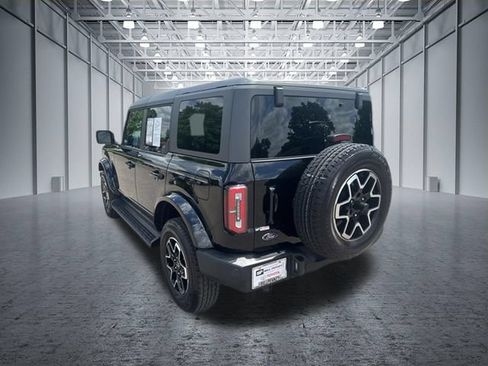 Used 2025 Ford Bronco Outer Banks AWD/4WD image 3