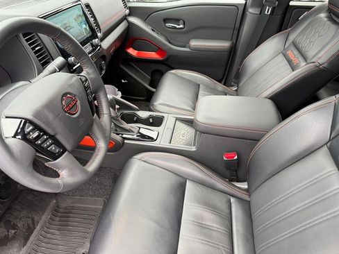 Used 2024 Nissan Frontier PRO-4X w/ Pro Premium Package image 12