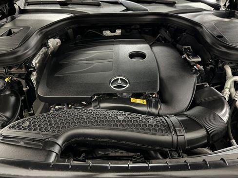 Certified 2022 Mercedes-Benz GLC 300 image 37