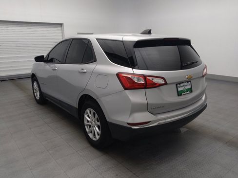Used 2018 Chevrolet Equinox LS FWD image 5