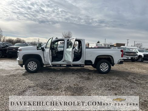 Used 2022 Chevrolet Silverado 3500 LT image 28