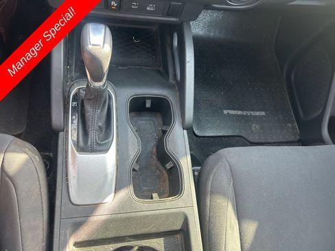 Used 2023 Nissan Frontier S w/ Technology Package RWD image 17