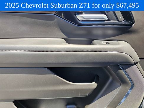 Used 2025 Chevrolet Suburban Z71 AWD/4WD image 14
