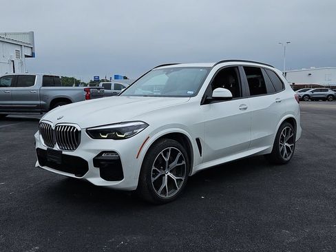 Used 2019 BMW X5 xDrive50i w/ M Sport Package AWD/4WD image 2