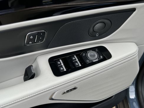 New 2026 Lincoln Nautilus Premier w/ Equipment Group 102A AWD/4WD image 21