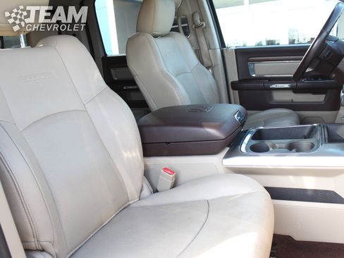 Used 2016 RAM 1500 Laramie image 29