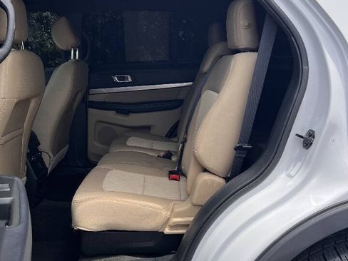Used 2017 Ford Explorer 4WD image 13